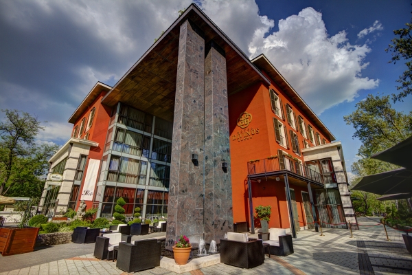 Hotel Divinus (Debrecen)